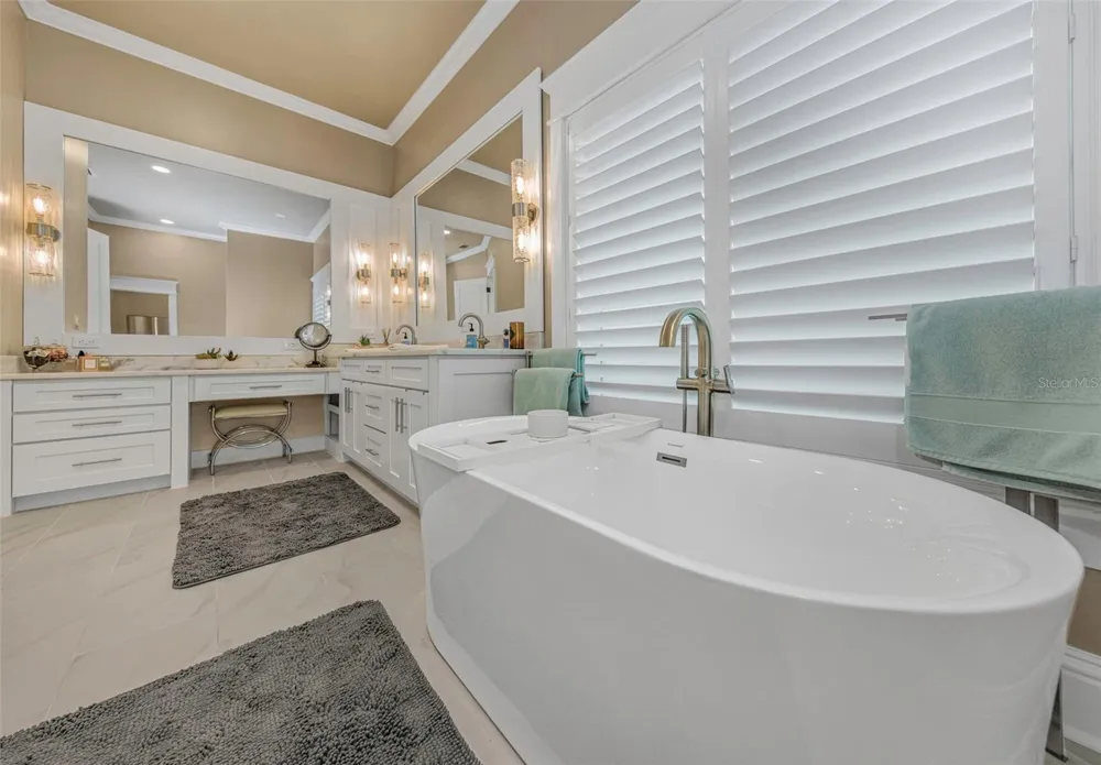 1744 SANTA BARBARA DRIVE Dunedin, FL 34698