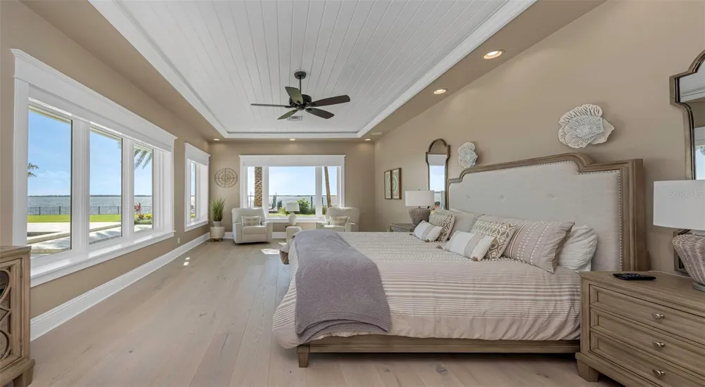 1744 SANTA BARBARA DRIVE Dunedin, FL 34698