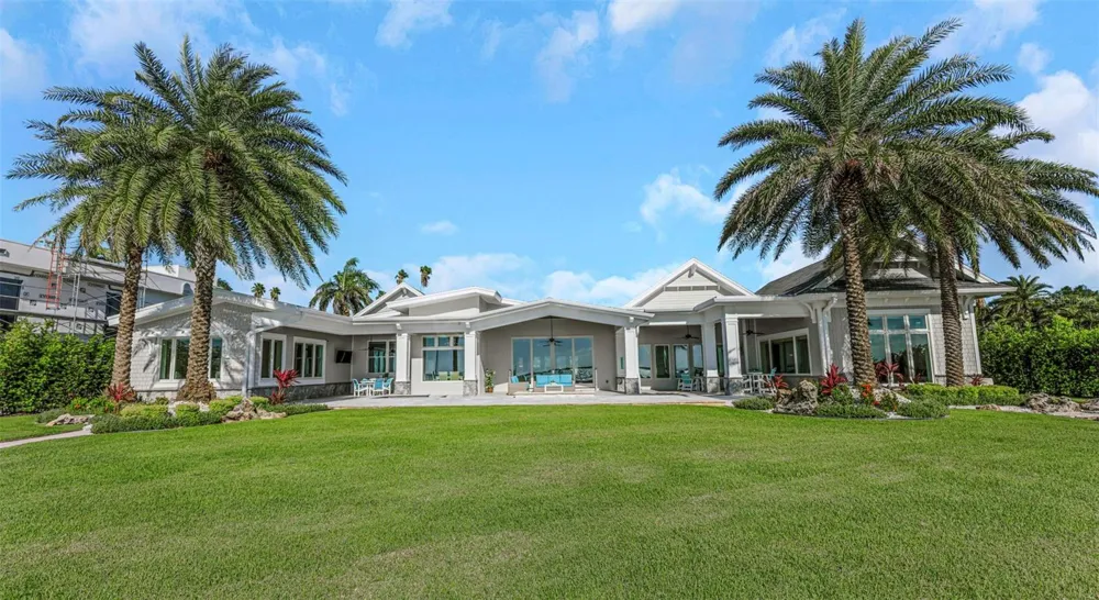 1744 SANTA BARBARA DRIVE Dunedin, FL 34698