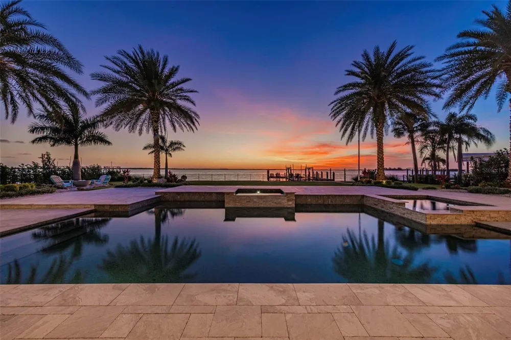 1744 SANTA BARBARA DRIVE Dunedin, FL 34698