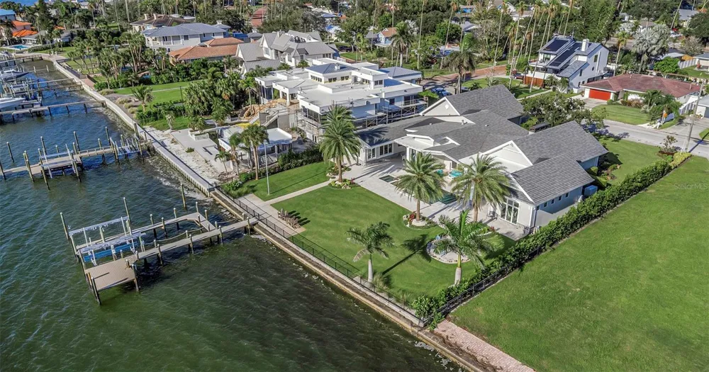 1744 SANTA BARBARA DRIVE Dunedin, FL 34698