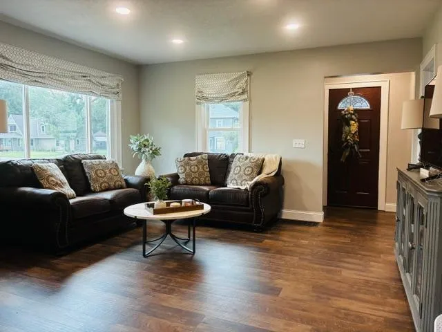617 3rd Avenue Brewster, MN 56119