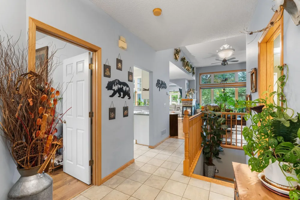 15135 Crestview Circle Rosemount, MN 55068