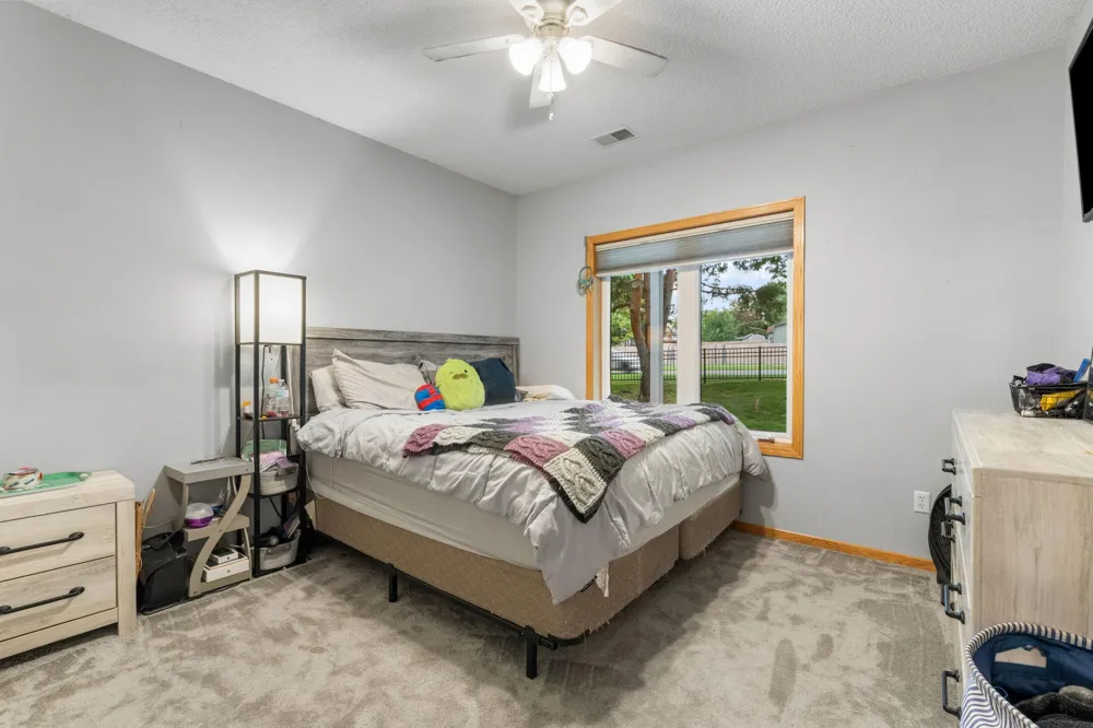 15135 Crestview Circle Rosemount, MN 55068