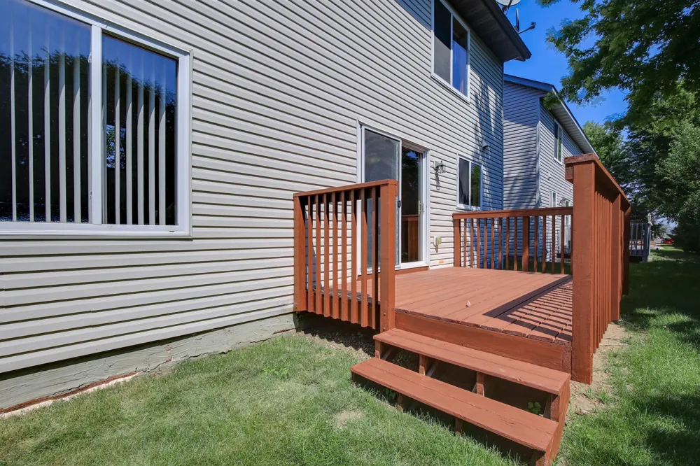 1676 Philipp Way Shakopee, MN 55379