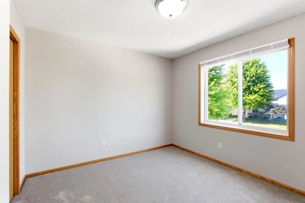 1676 Philipp Way Shakopee, MN 55379