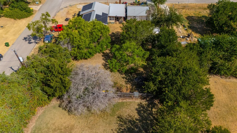 753 Lois Circle Weatherford, TX 76086