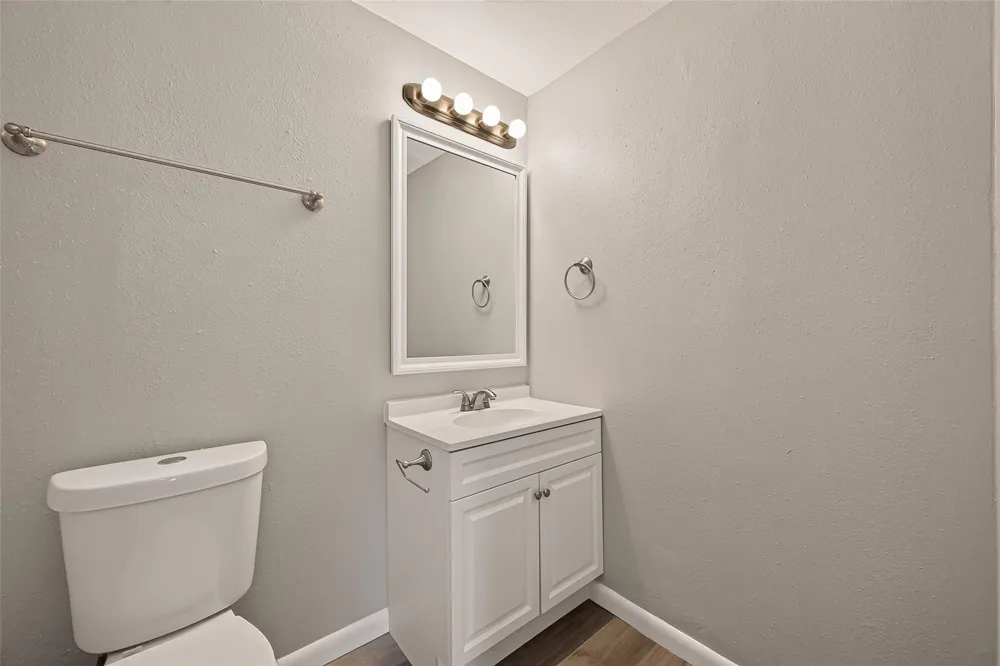 1905 5th Avenue Texas City, TX 77590