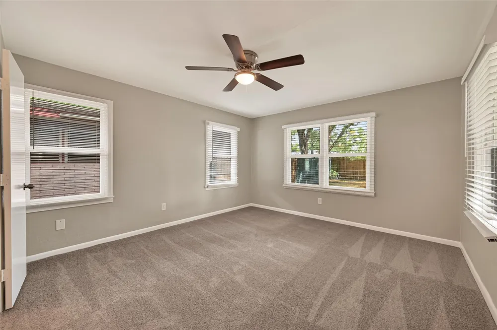 1905 5th Avenue Texas City, TX 77590