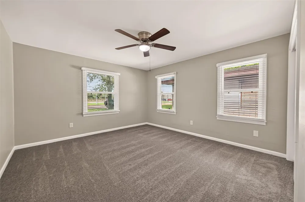 1905 5th Avenue Texas City, TX 77590