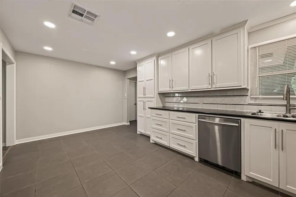 1905 5th Avenue Texas City, TX 77590