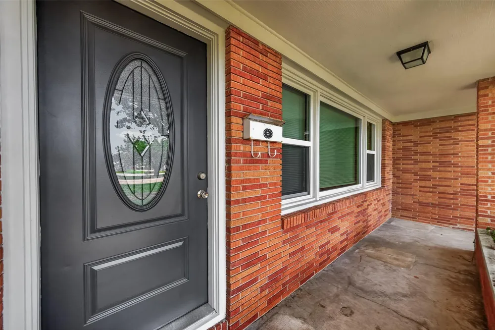 1905 5th Avenue Texas City, TX 77590