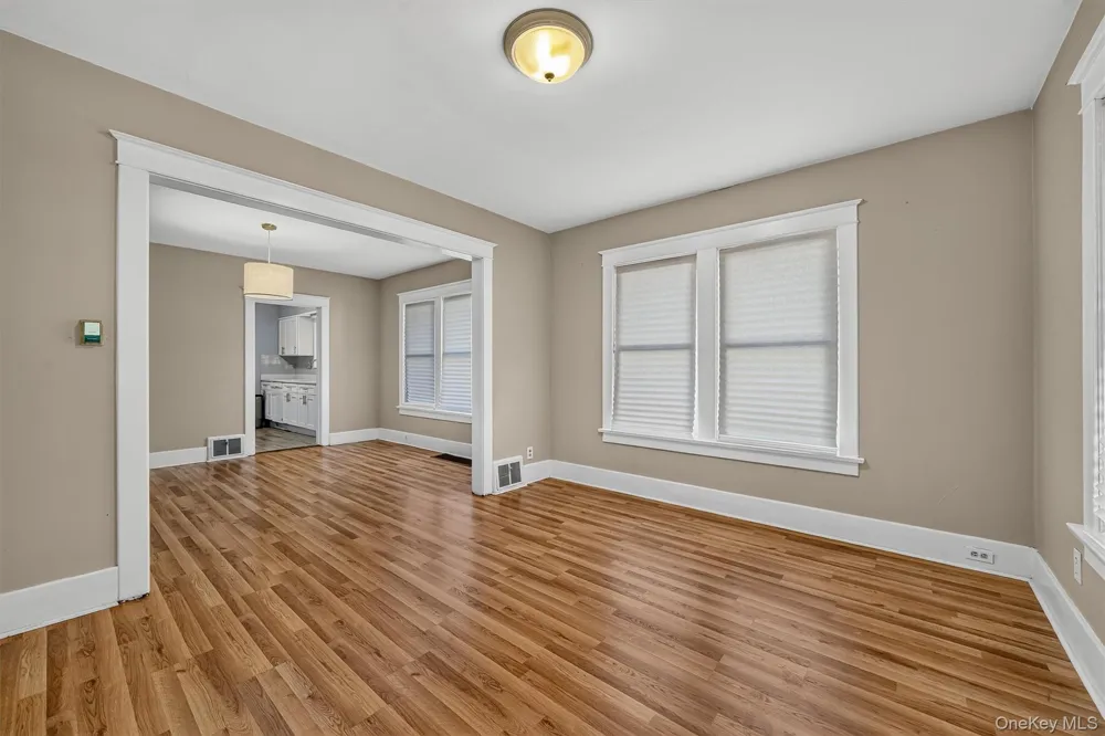 61 Main Street Unionville, NY 10988