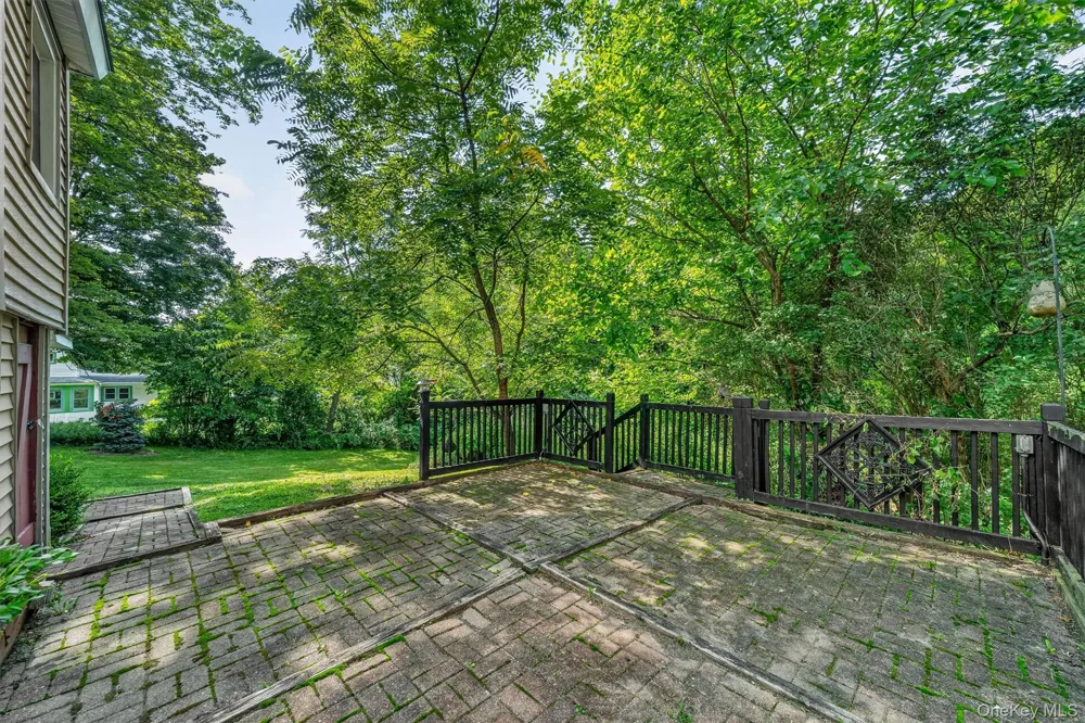 61 Main Street Unionville, NY 10988