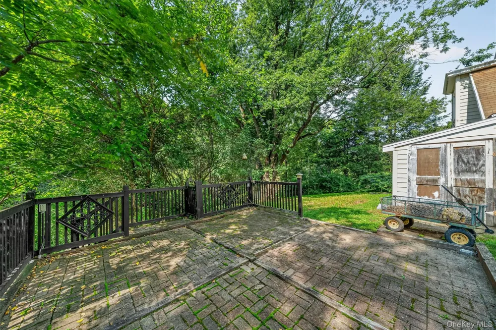 61 Main Street Unionville, NY 10988