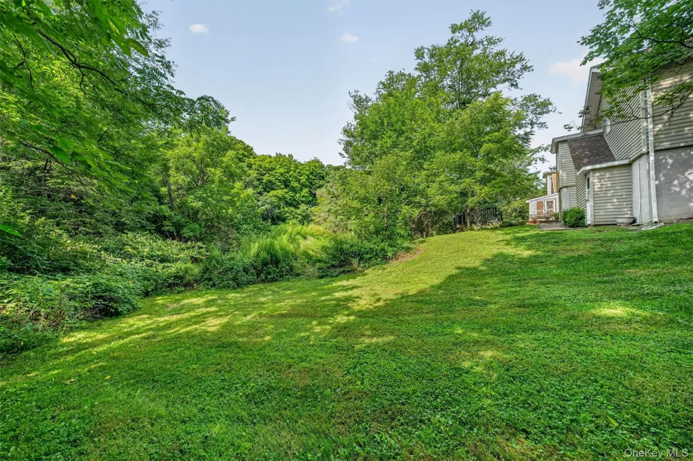 61 Main Street Unionville, NY 10988