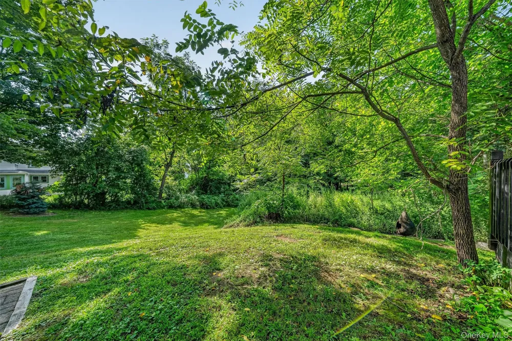 61 Main Street Unionville, NY 10988