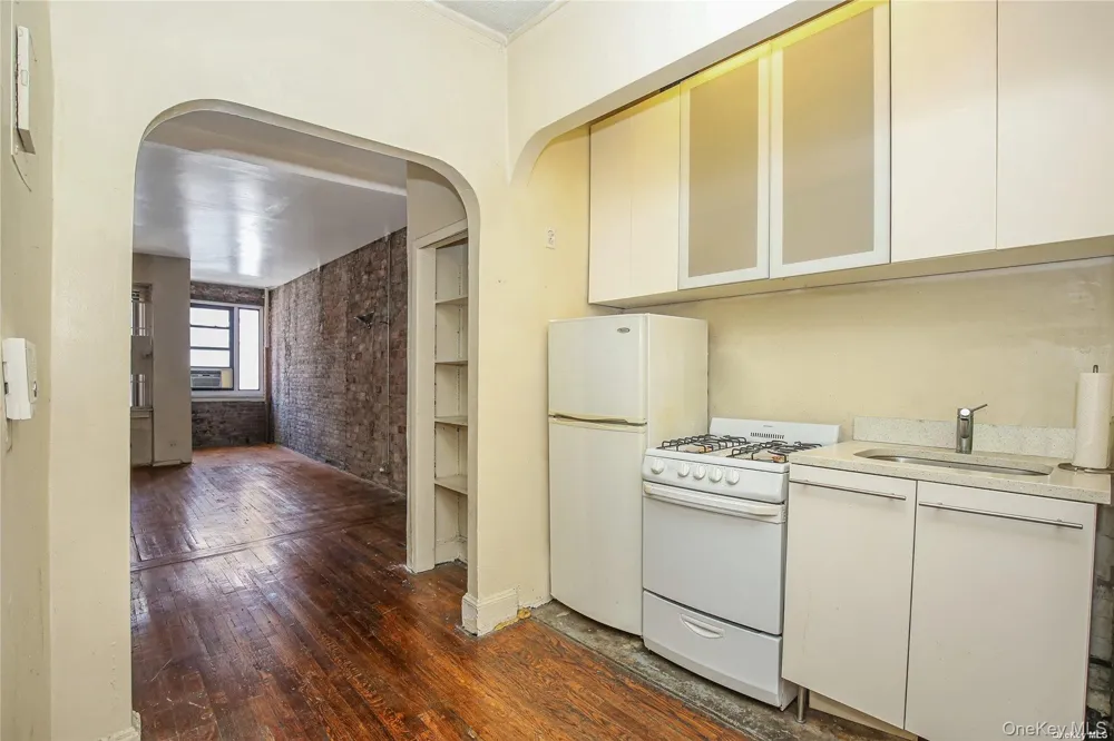 363 3rd Avenue #1c New York (Manhattan), NY 10016