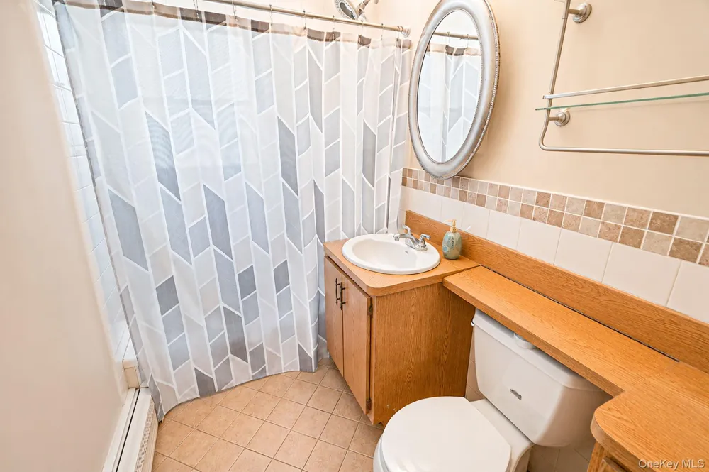 126 Cotton Lane Levittown, NY 11756