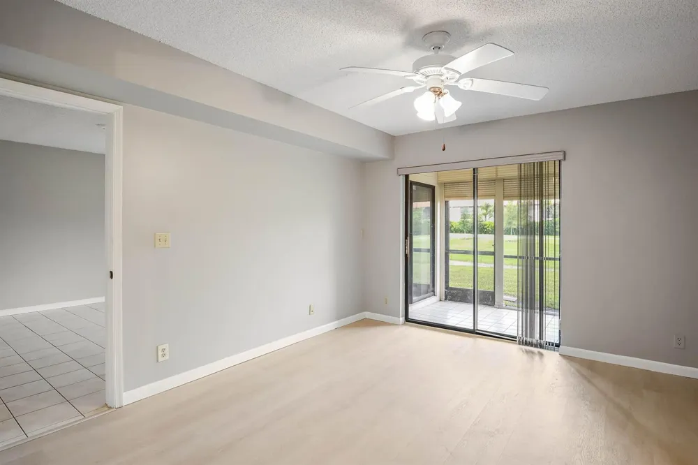 7593 TAHITI LANE #106 Lake Worth, FL 33467
