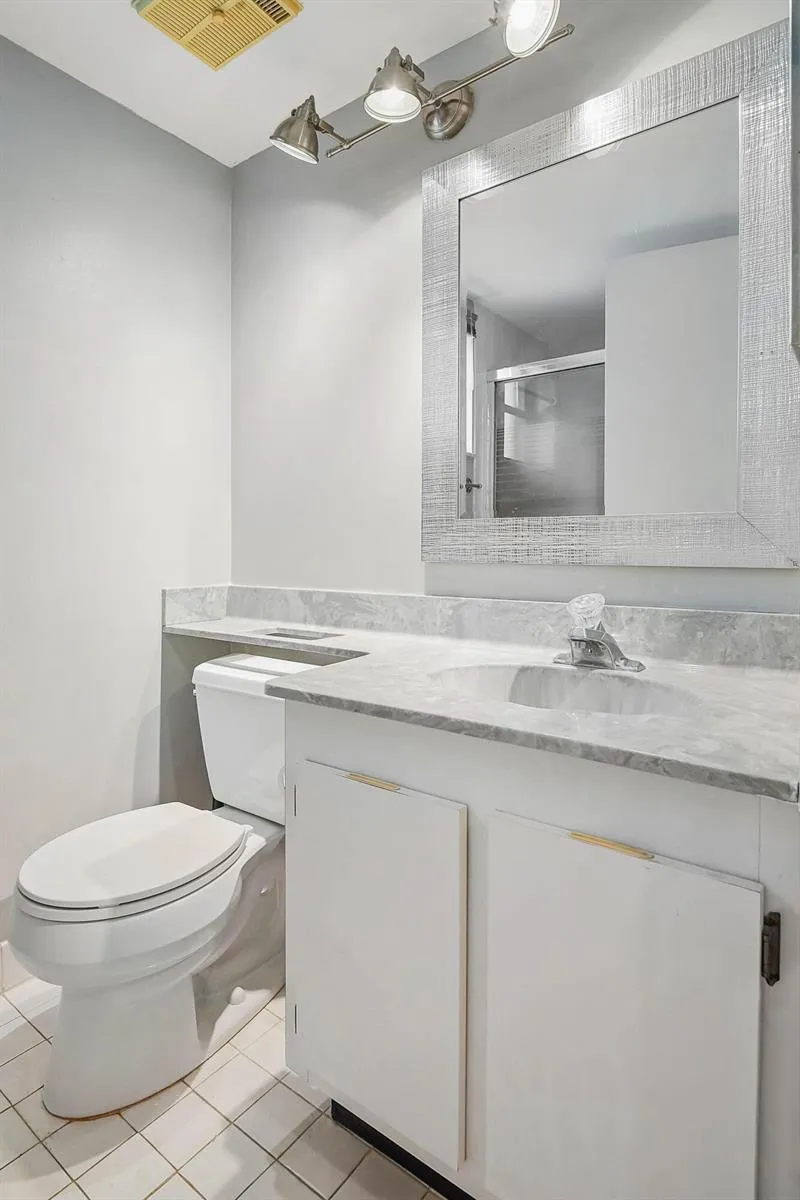 7593 TAHITI LANE #106 Lake Worth, FL 33467
