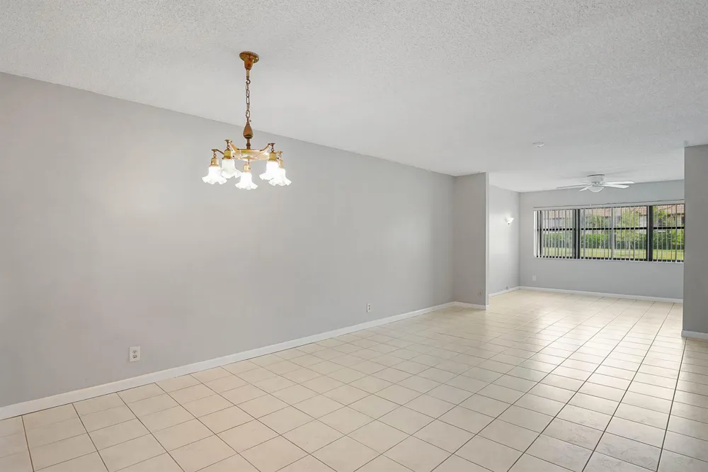 7593 TAHITI LANE #106 Lake Worth, FL 33467