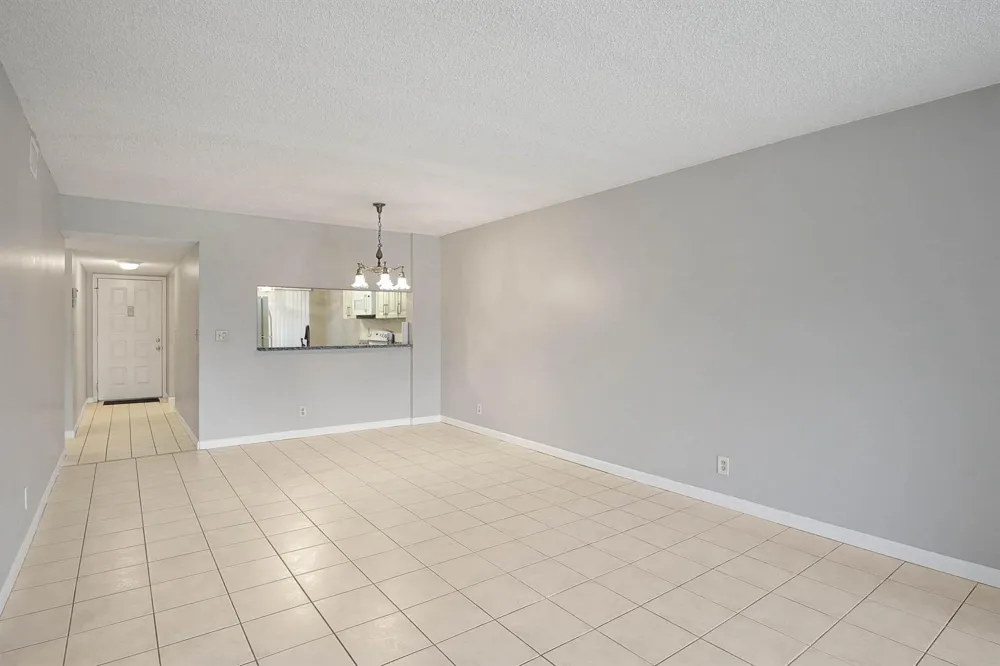 7593 TAHITI LANE #106 Lake Worth, FL 33467