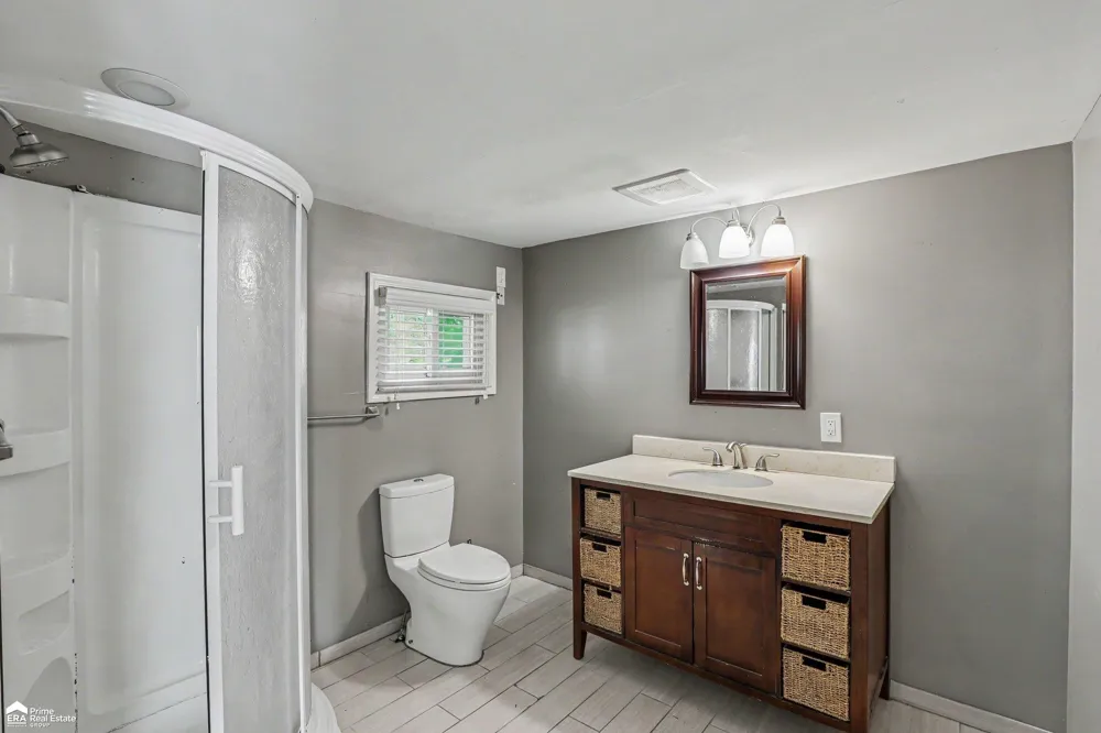 546 Bellevue Avenue Orion Charter Township, MI 48362