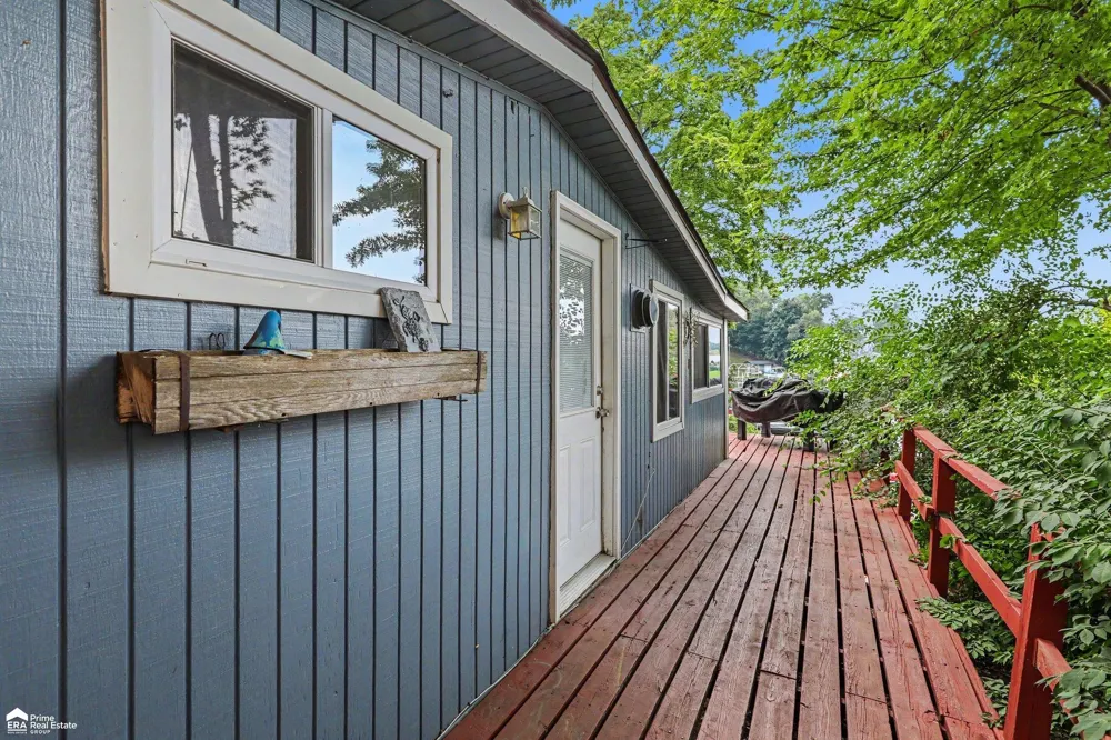 546 Bellevue Avenue Orion Charter Township, MI 48362