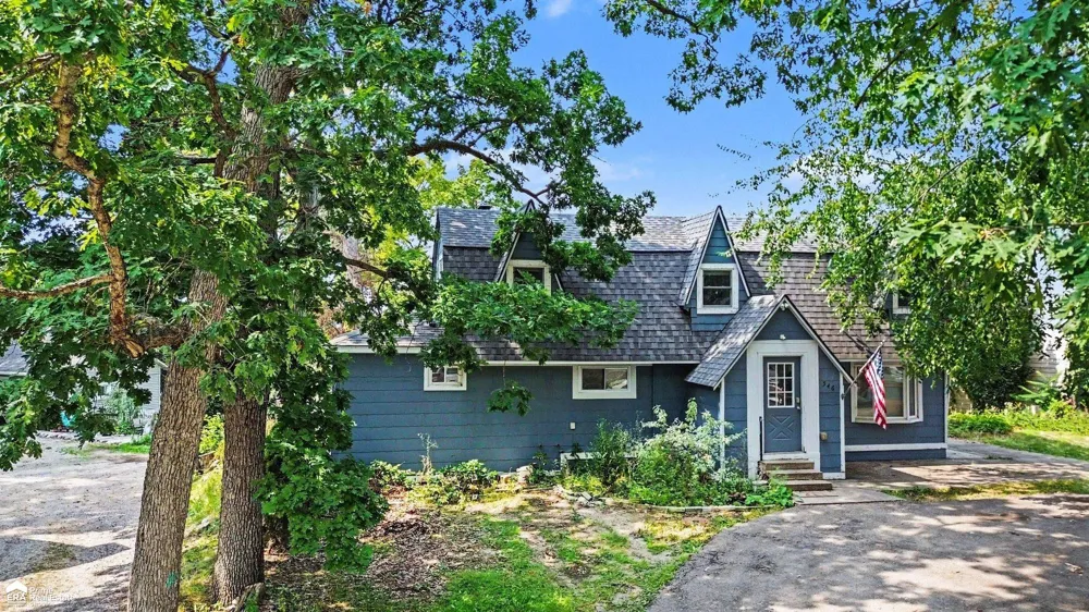 546 Bellevue Avenue Orion Charter Township, MI 48362