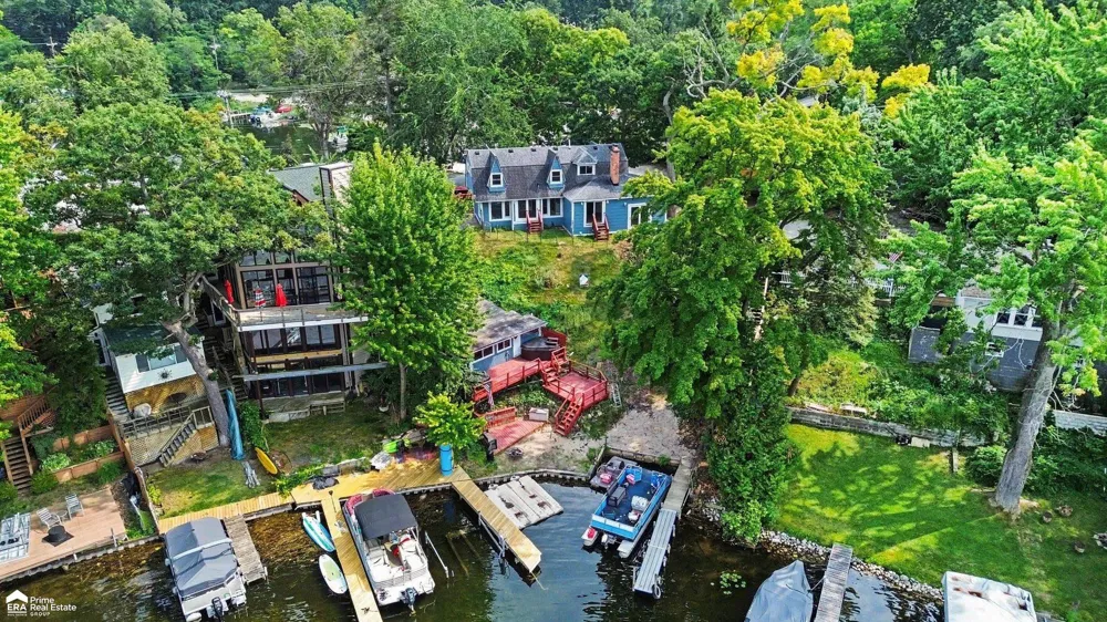 546 Bellevue Avenue Orion Charter Township, MI 48362