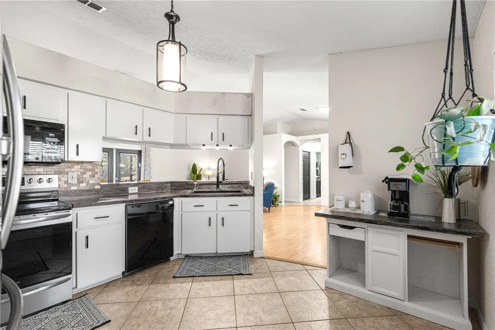 5948 SE 129TH PLACE Belleview, FL 34420