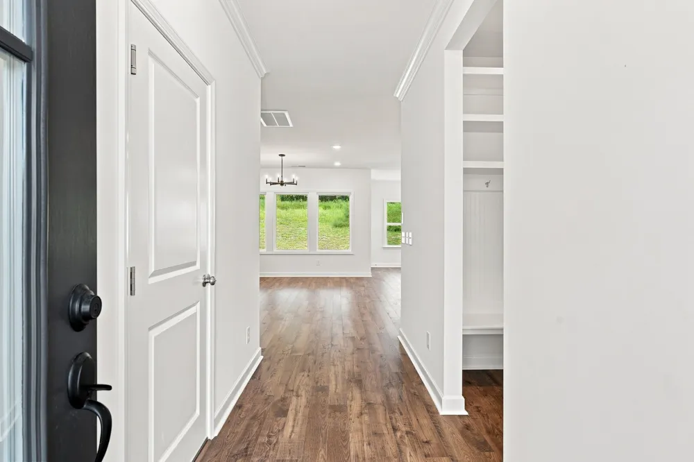 1924 Hildebrand Lane Columbia, TN 38401