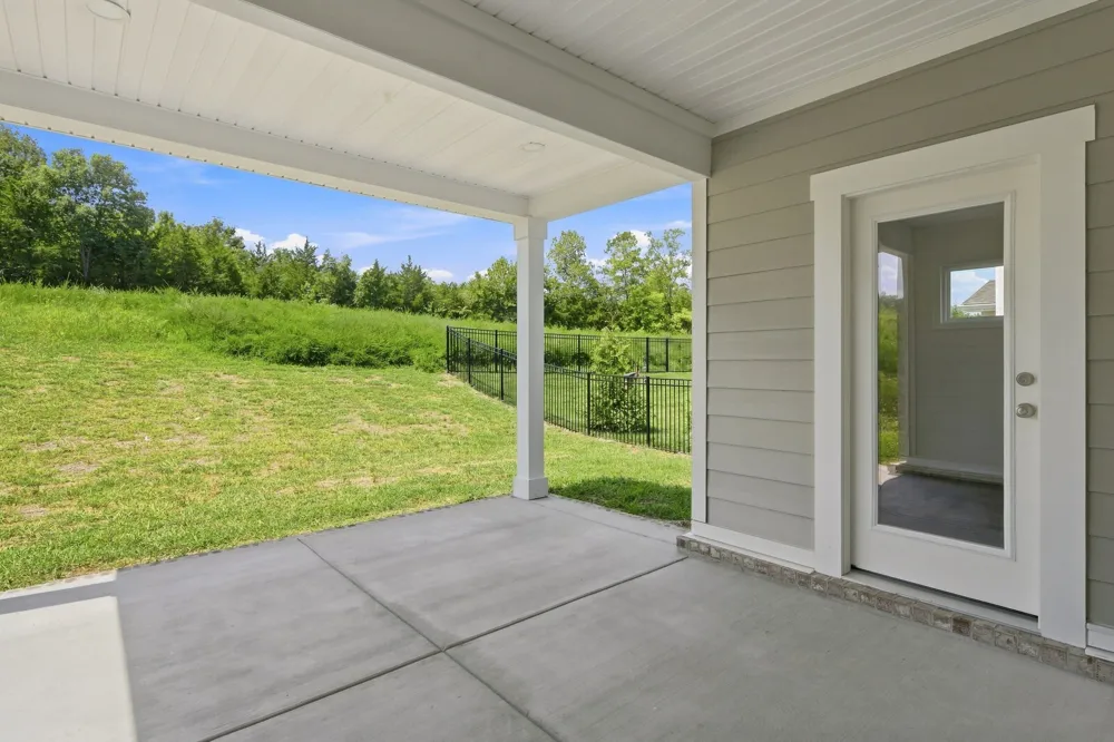 1924 Hildebrand Lane Columbia, TN 38401