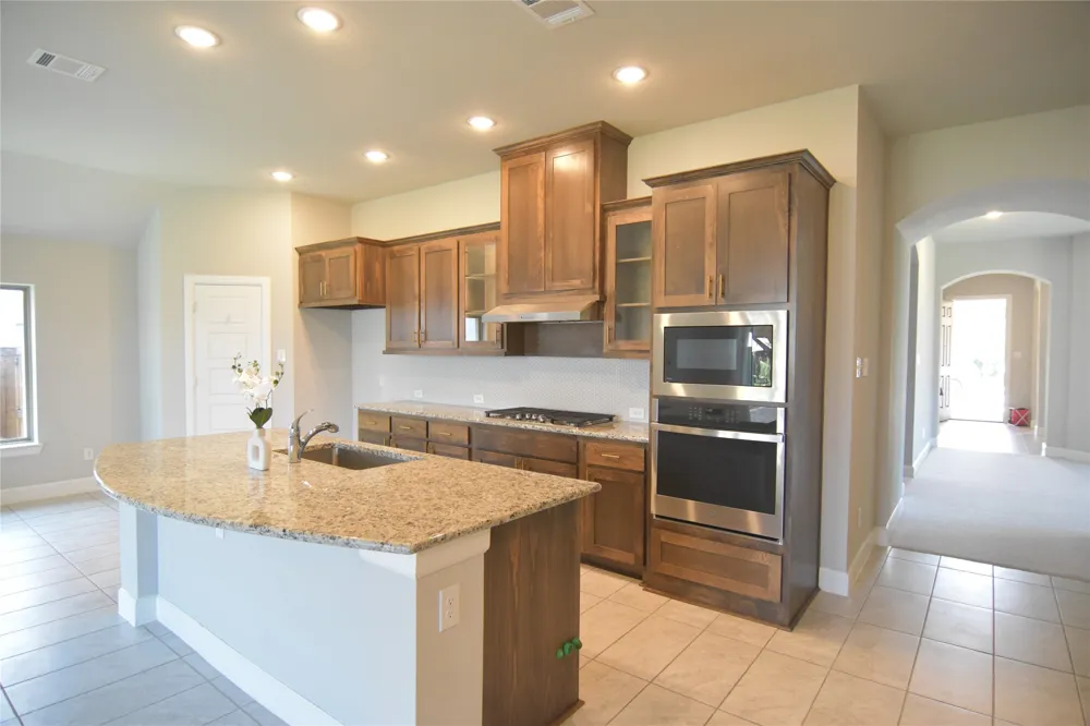 2900 Bluff Creek Drive Mansfield, TX 76063