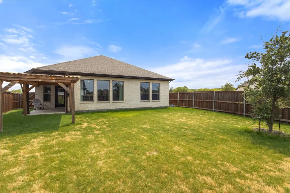 2900 Bluff Creek Drive Mansfield, TX 76063