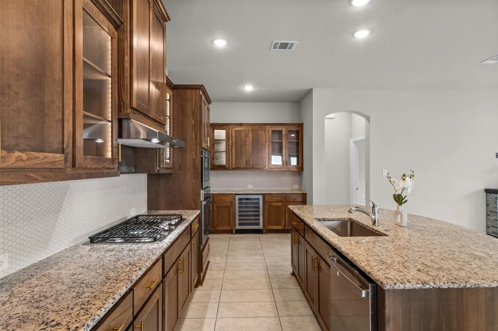 2900 Bluff Creek Drive Mansfield, TX 76063