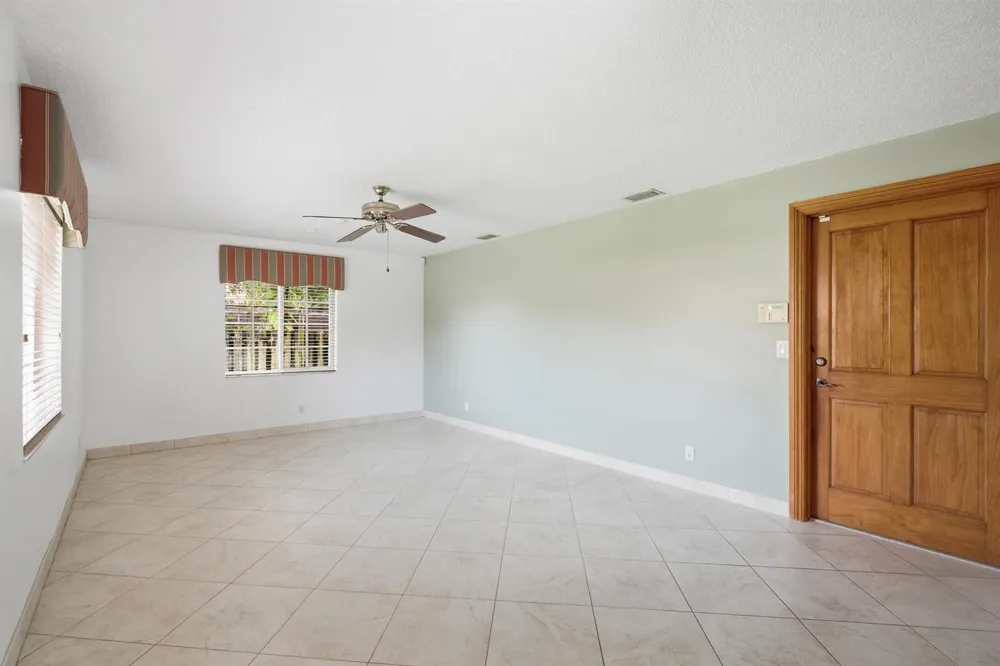 4778 Blue Pine Circle Lake Worth, FL 33463