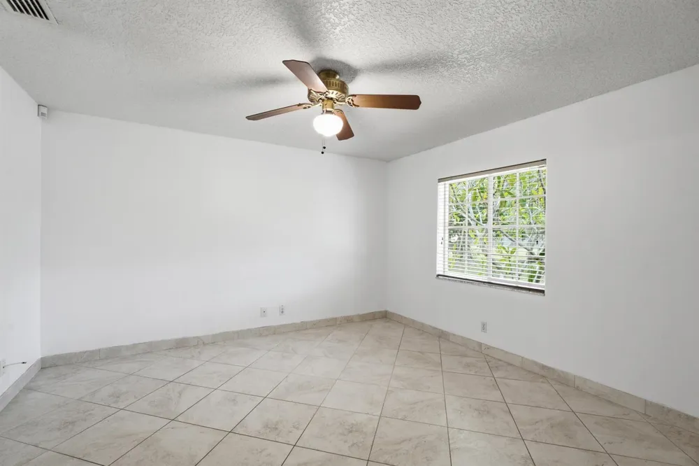 4778 Blue Pine Circle Lake Worth, FL 33463