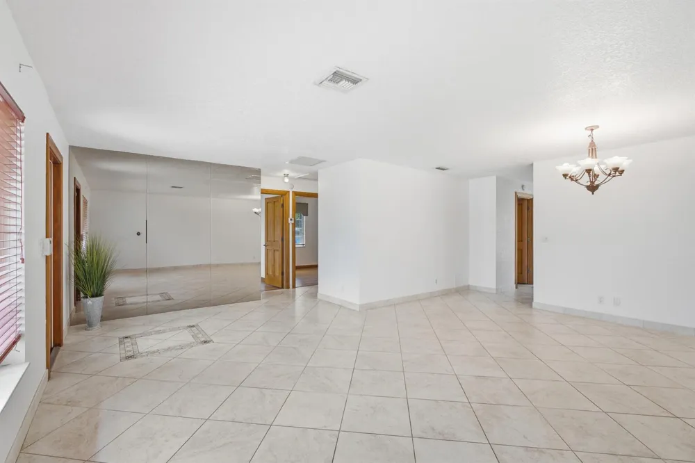 4778 Blue Pine Circle Lake Worth, FL 33463