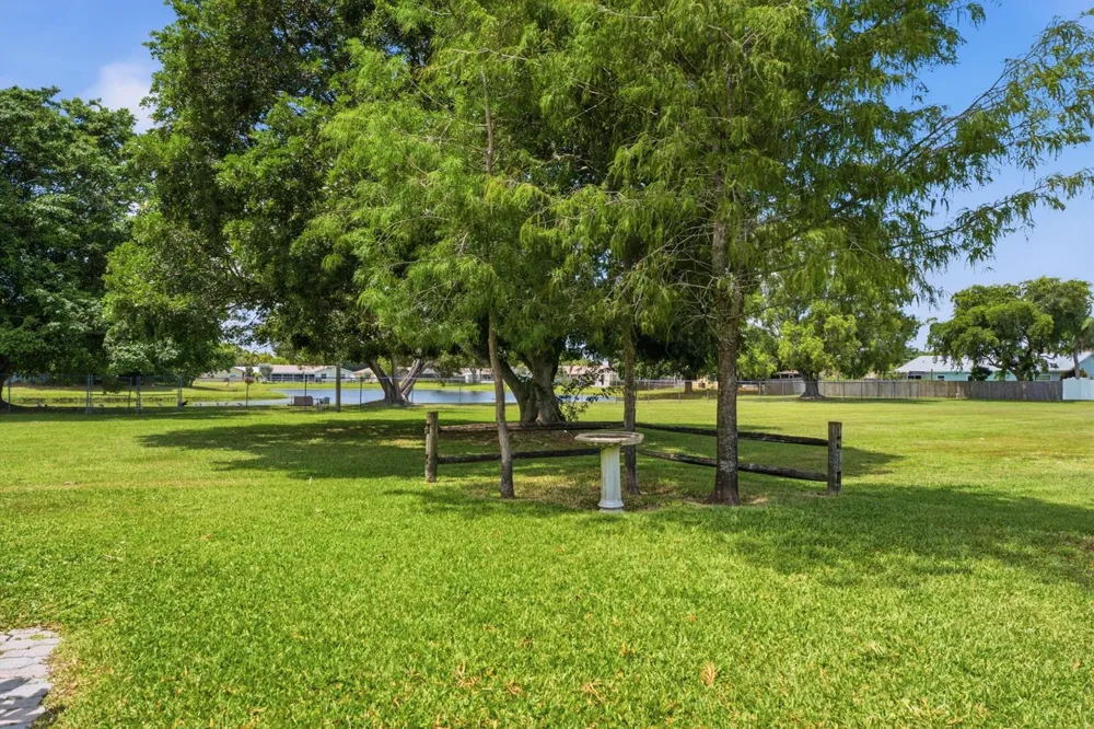 4778 Blue Pine Circle Lake Worth, FL 33463