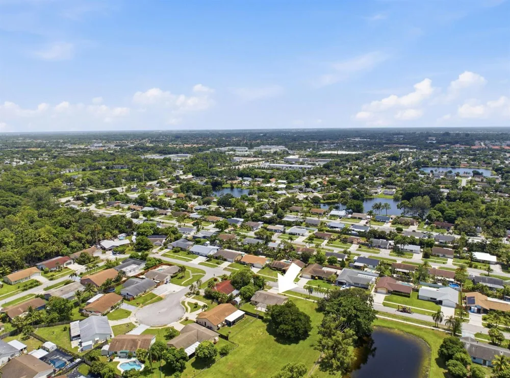 4778 Blue Pine Circle Lake Worth, FL 33463