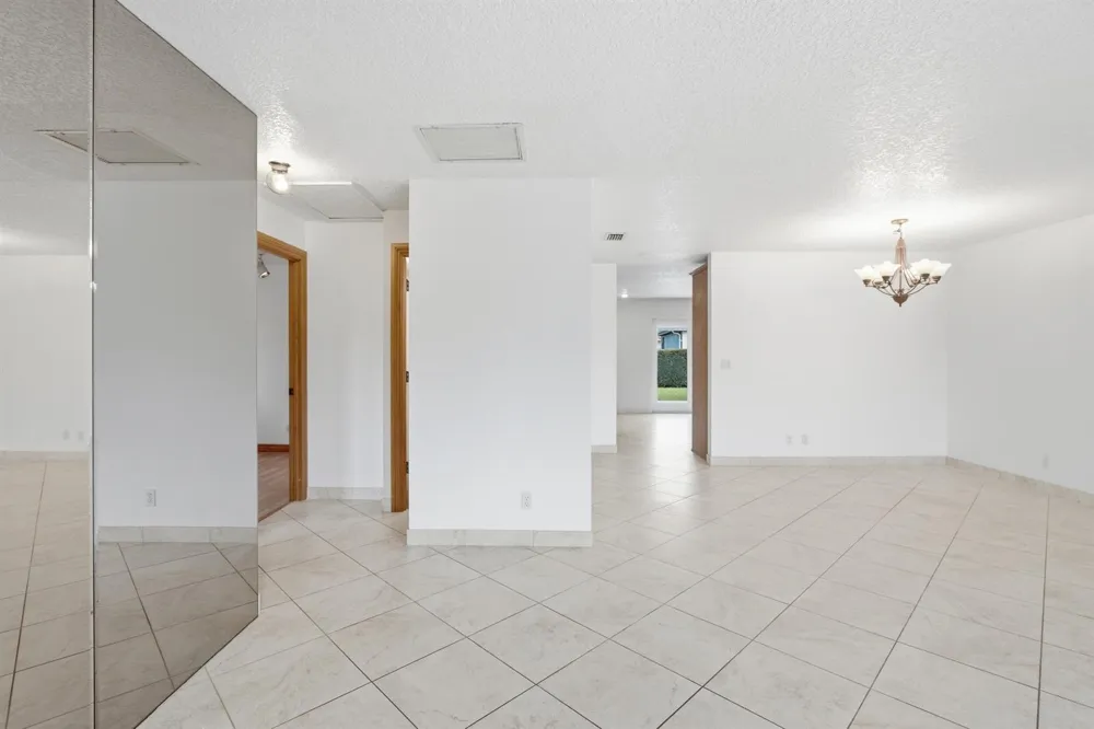 4778 Blue Pine Circle Lake Worth, FL 33463