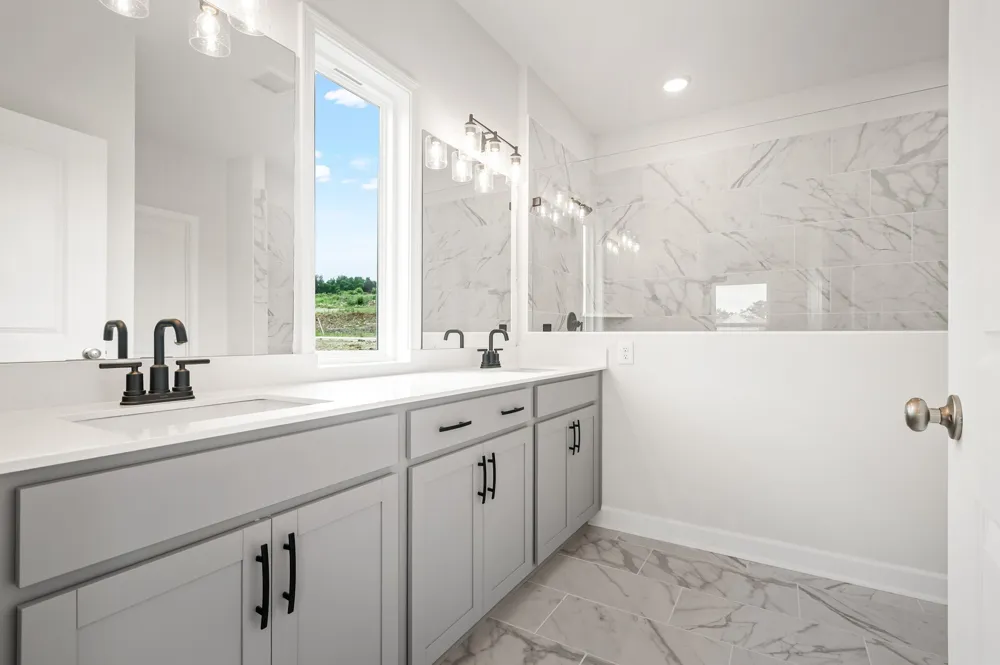 1933 Hildebrand Lane Columbia, TN 38401