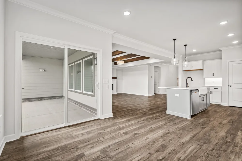 1933 Hildebrand Lane Columbia, TN 38401