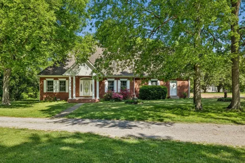 1019 Hilton Ln