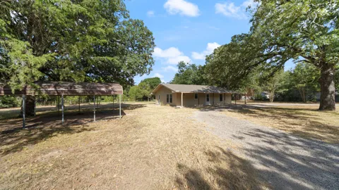 1320 Johnson Lane