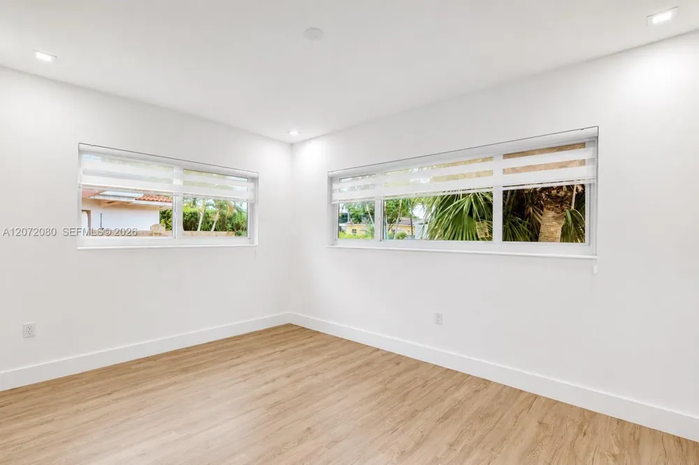8819 Dickens Ave Surfside, FL 33154