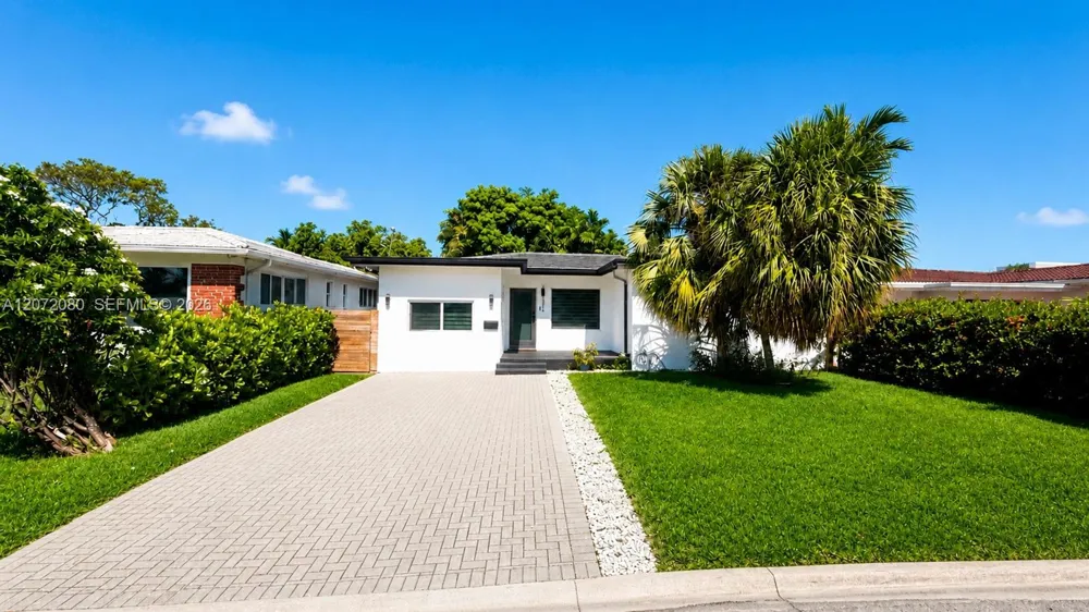 8819 Dickens Ave Surfside, FL 33154