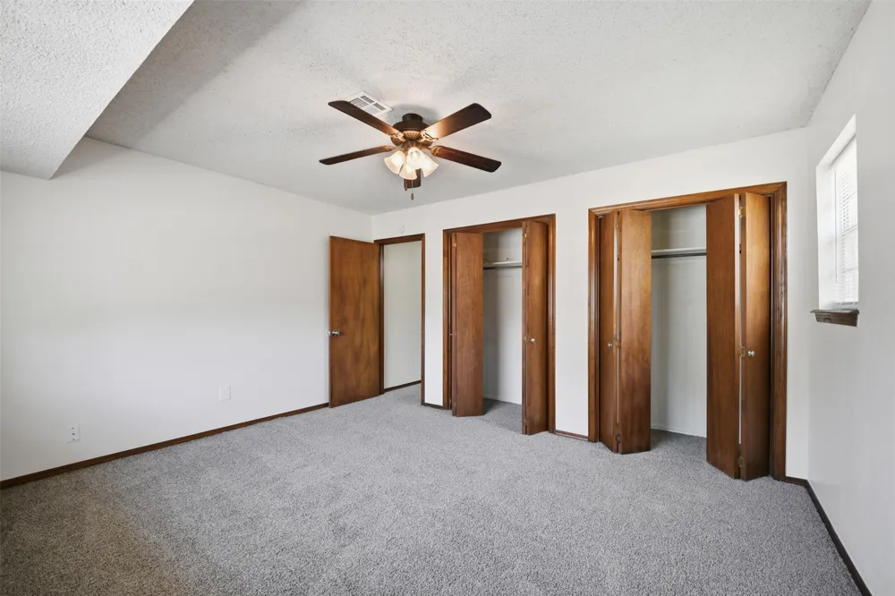 926 Charles Ada, OK 74820